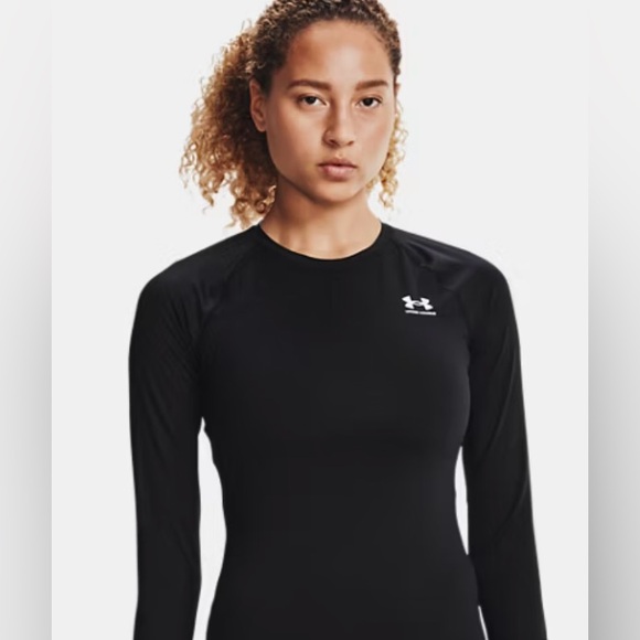 Under Armor compression base layer size S. Excellent condition black. - Picture 1 of 5